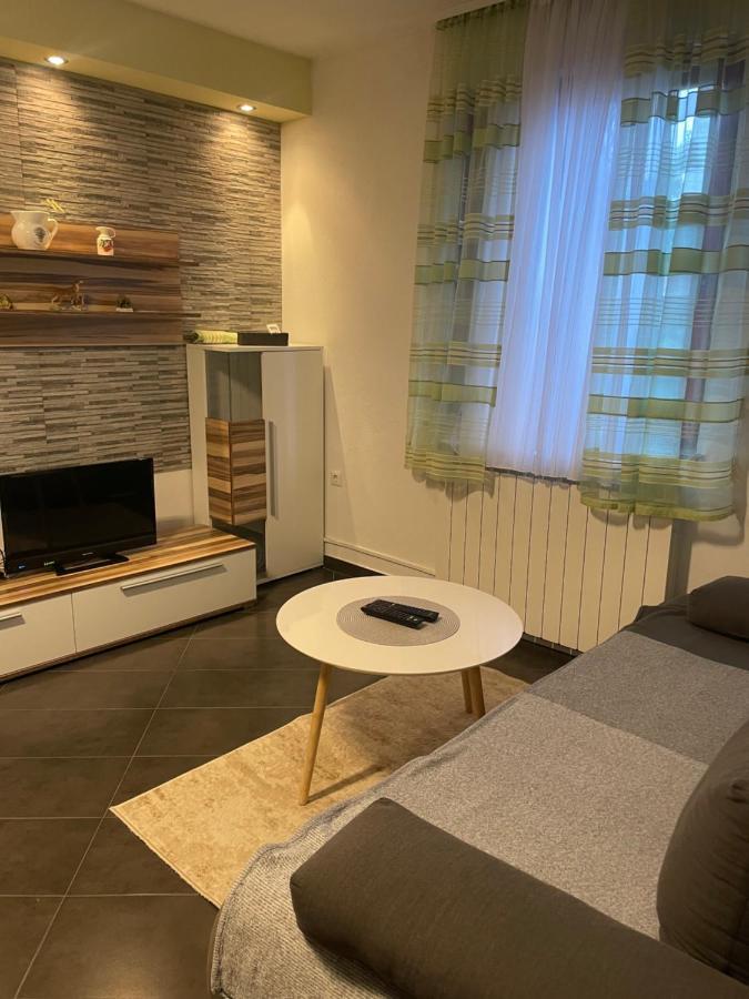 App Ena Lägenhet Umag Exteriör bild