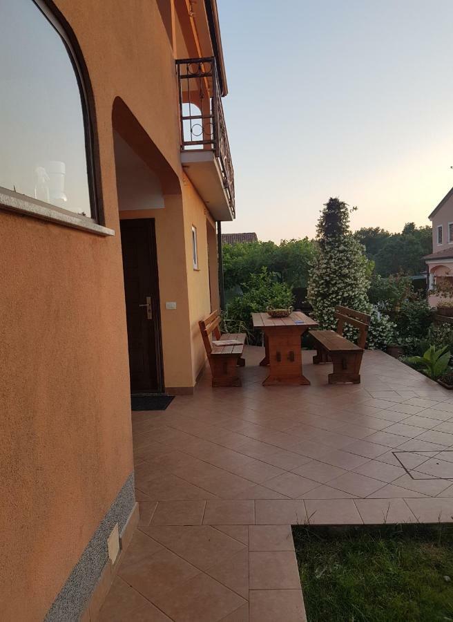 App Ena Lägenhet Umag Exteriör bild